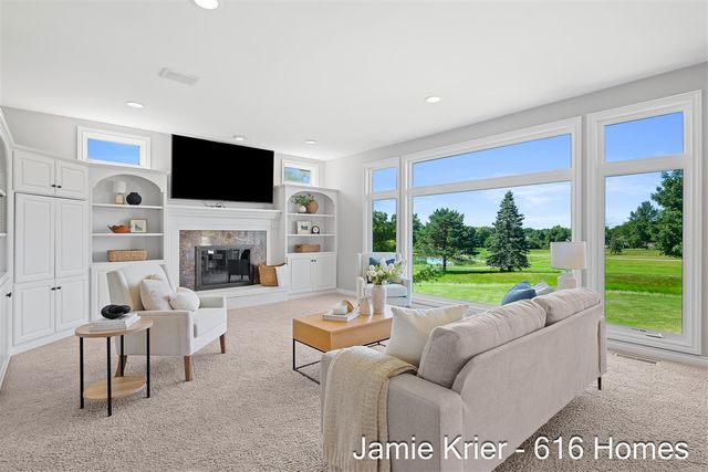 7105 Placid Pointe Court, Caledonia, MI 49316