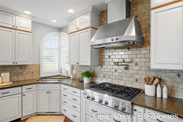7105 Placid Pointe Court, Caledonia, MI 49316