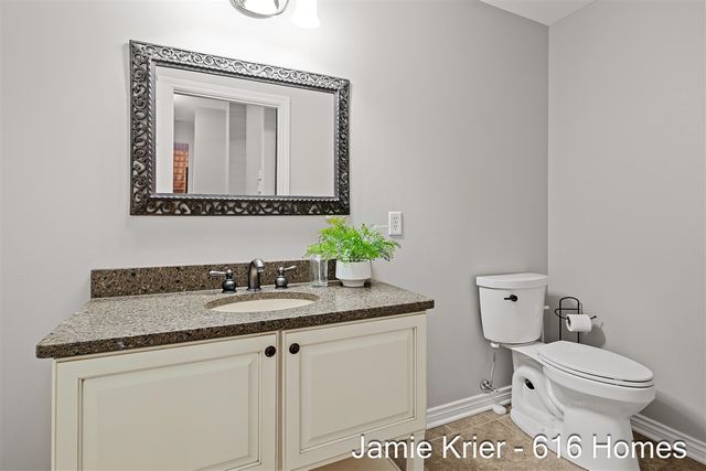 7105 Placid Pointe Court, Caledonia, MI 49316