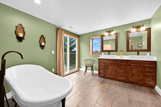 S90W34465 Whitetail DRIVE, Eagle, WI 53119