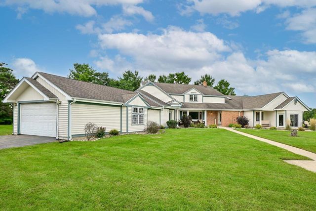 S90W34465 Whitetail DRIVE, Eagle, WI 53119