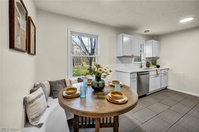 25595 Highland Road, Richmond Heights, OH 44143