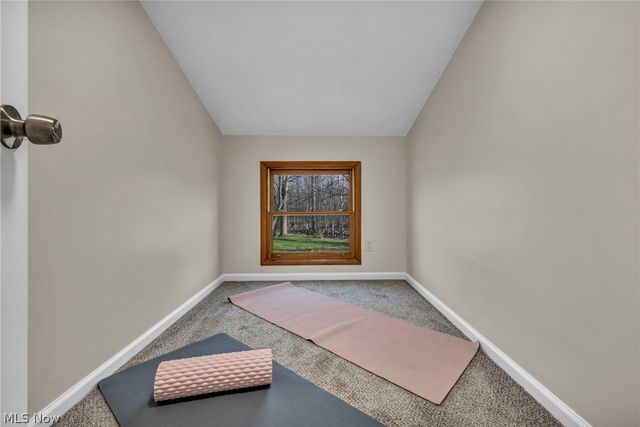 25595 Highland Road, Richmond Heights, OH 44143