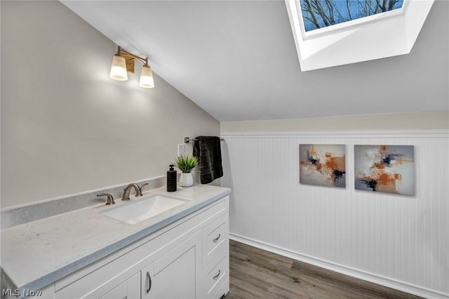 25595 Highland Road, Richmond Heights, OH 44143