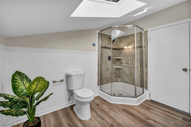 25595 Highland Road, Richmond Heights, OH 44143