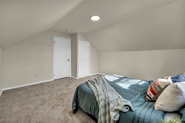 25595 Highland Road, Richmond Heights, OH 44143