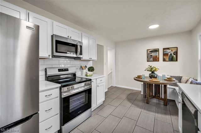 25595 Highland Road, Richmond Heights, OH 44143