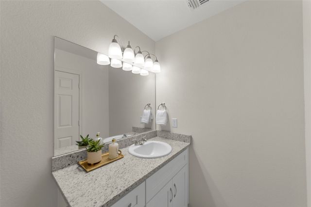 413 Whitney Court, Rio Vista, TX 76093