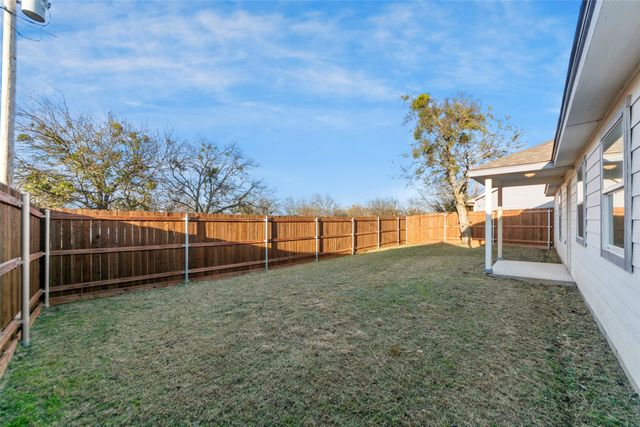 413 Whitney Court, Rio Vista, TX 76093