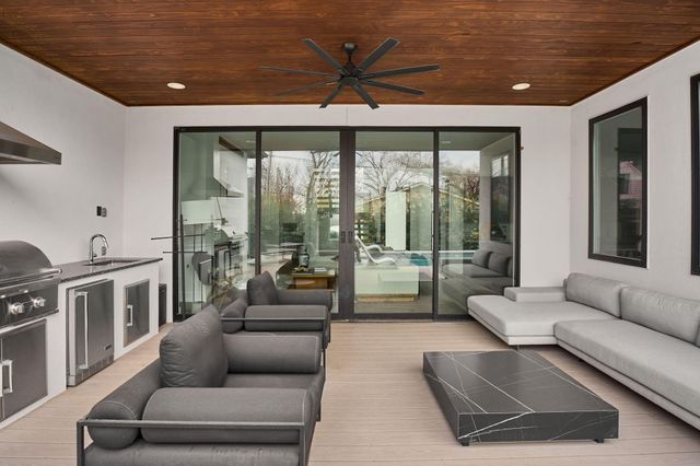 2113 Ann Arbor Ave, Austin, TX 78704