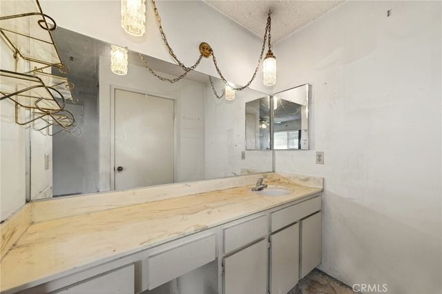 8952 Fletcher Valley, Santee, CA 92071