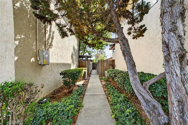 8952 Fletcher Valley, Santee, CA 92071