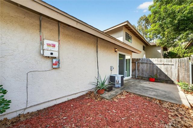 8952 Fletcher Valley, Santee, CA 92071