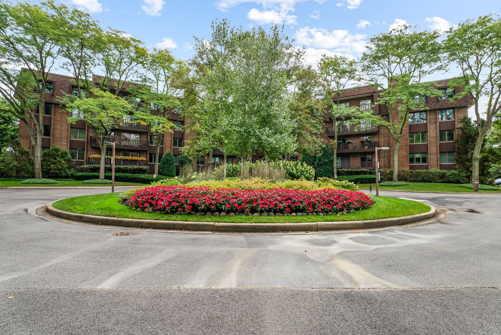 1175 Lake Cook Road 406, Northbrook, IL 60062 — exterior