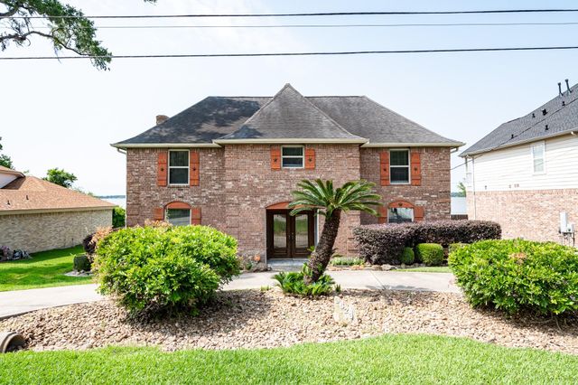 3623 Shore Shadows Drive, Crosby, TX 77532