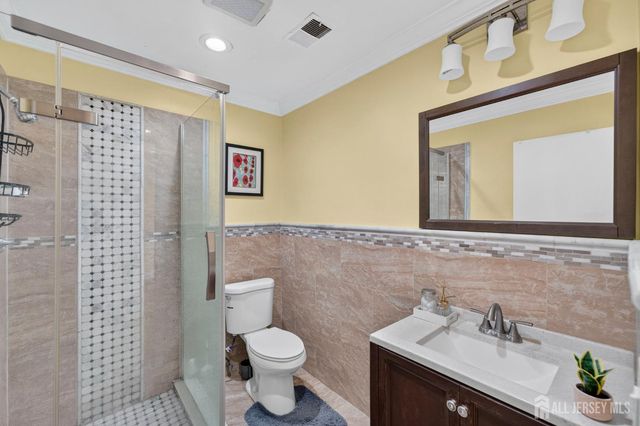 56 Woodbury Road, Edison, NJ 08820