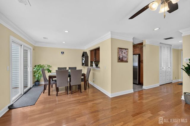 56 Woodbury Road, Edison, NJ 08820