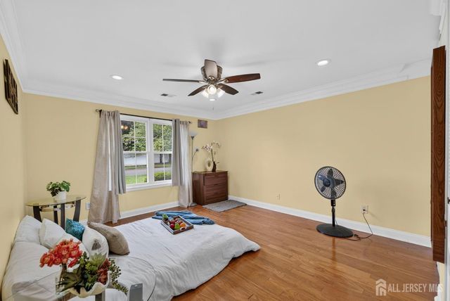 56 Woodbury Road, Edison, NJ 08820