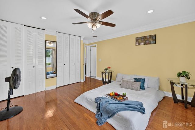56 Woodbury Road, Edison, NJ 08820