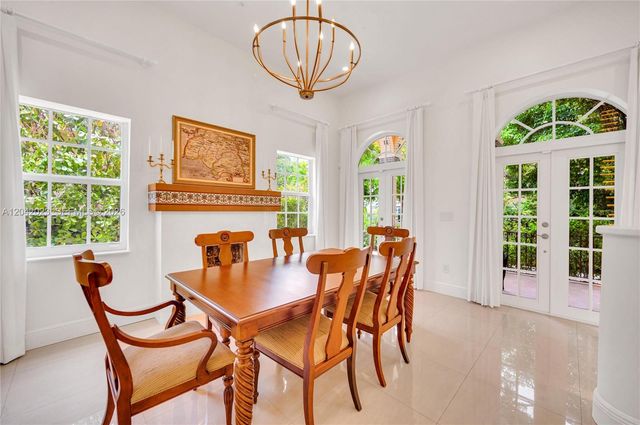 30 NE 44th Street, Miami, FL 33137