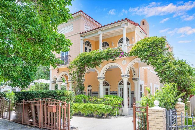 30 NE 44th Street, Miami, FL 33137