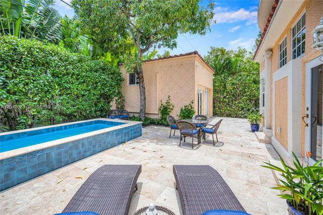 30 NE 44th Street, Miami, FL 33137
