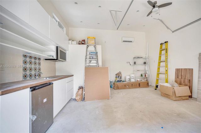 30 NE 44th Street, Miami, FL 33137