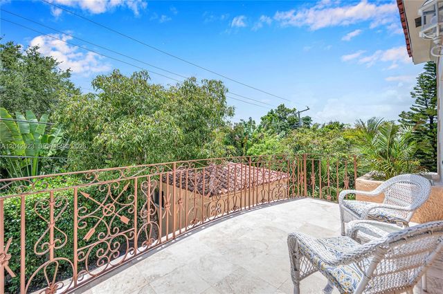 30 NE 44th Street, Miami, FL 33137