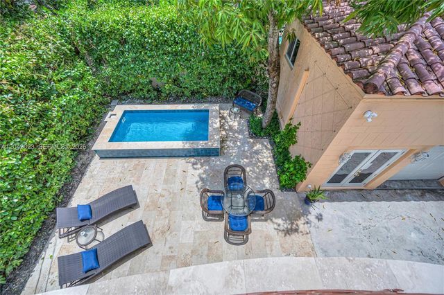 30 NE 44th Street, Miami, FL 33137