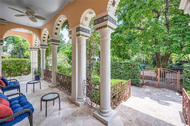 30 NE 44th Street, Miami, FL 33137