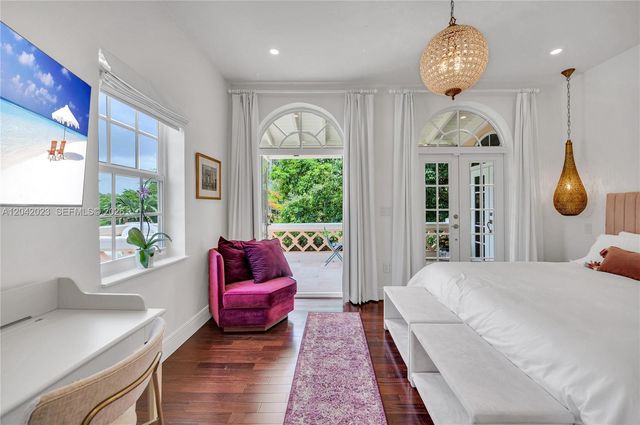 30 NE 44th Street, Miami, FL 33137