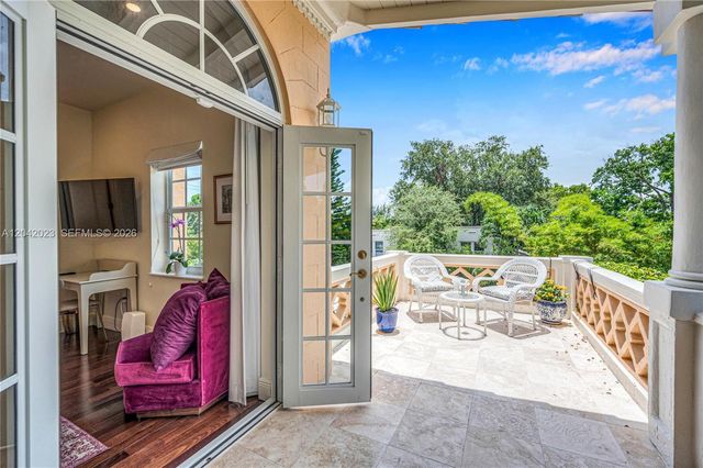 30 NE 44th Street, Miami, FL 33137