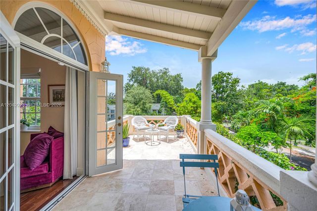 30 NE 44th Street, Miami, FL 33137