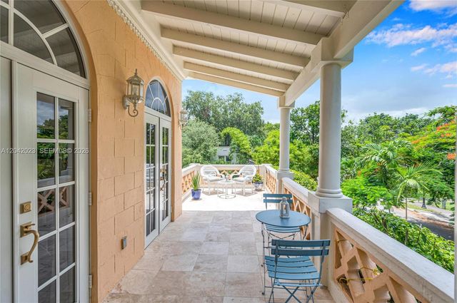 30 NE 44th Street, Miami, FL 33137