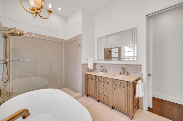 30 NE 44th Street, Miami, FL 33137