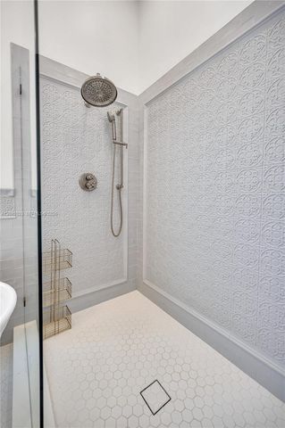 30 NE 44th Street, Miami, FL 33137