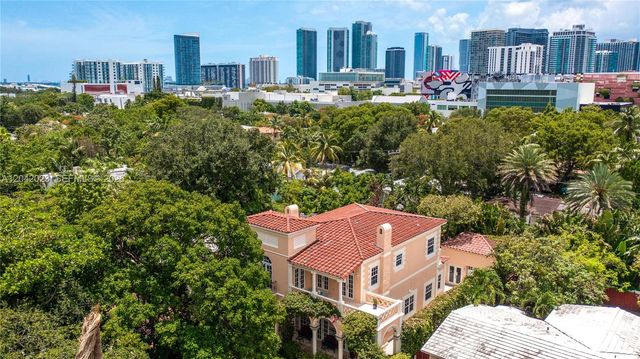 30 NE 44th Street, Miami, FL 33137