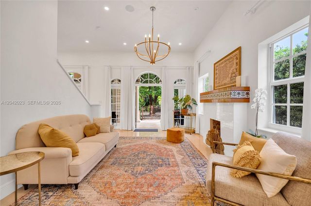 30 NE 44th Street, Miami, FL 33137