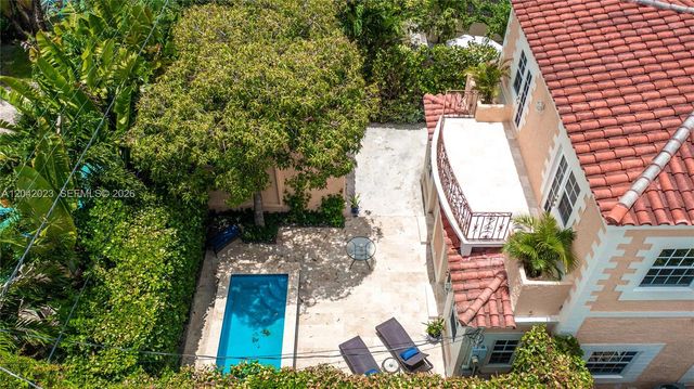 30 NE 44th Street, Miami, FL 33137