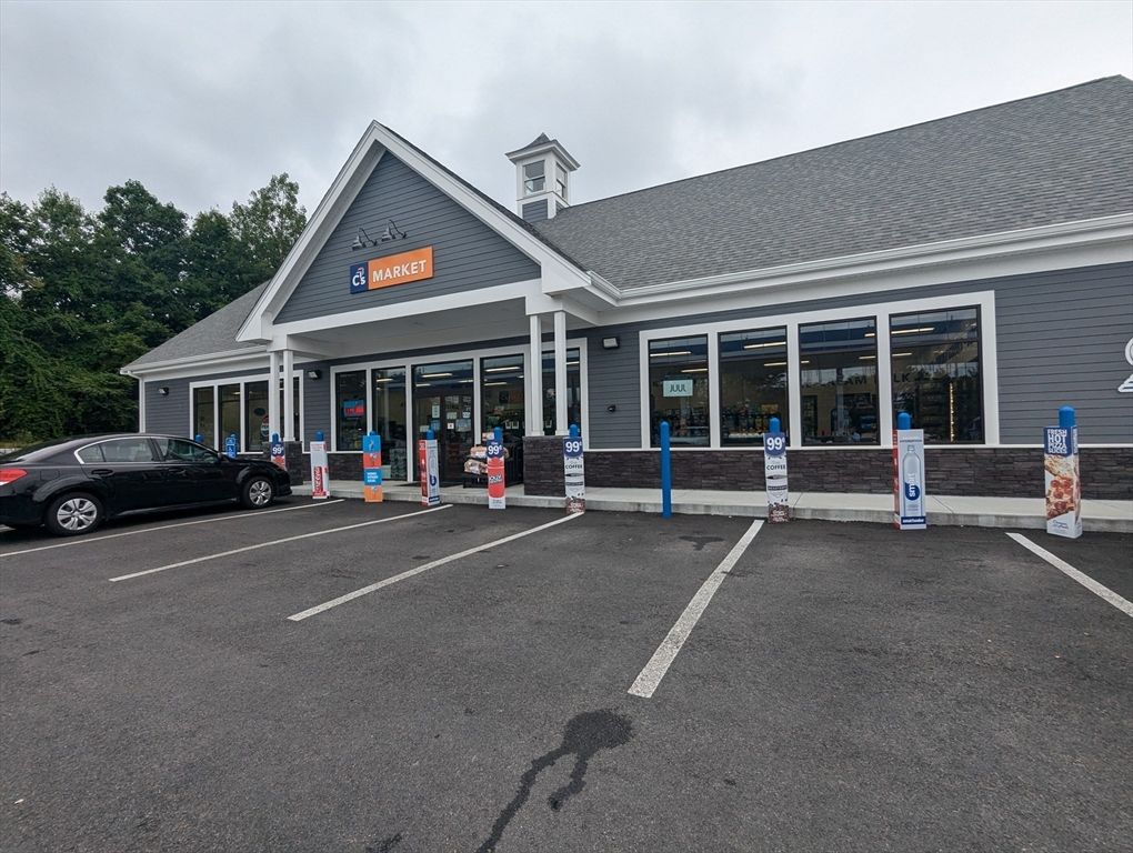 204 E Main St, Milford, MA 01757