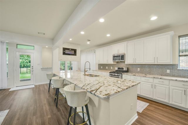 18415 Pin Oak Bend Dr Drive, Cypress, TX 77433