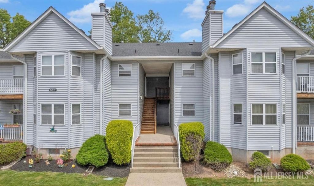 353 Ventnor Court, Piscataway, NJ 08854