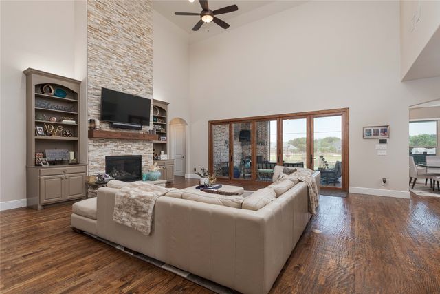 835 Bentwater Drive, Lucas, TX 75002