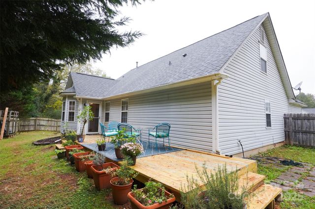 2770 Thistle Brook Drive, Concord, NC 28027