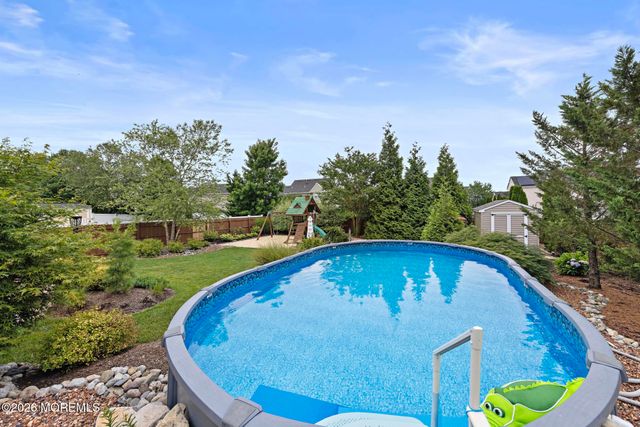 6 Bobstay Road, Barnegat, NJ 08005