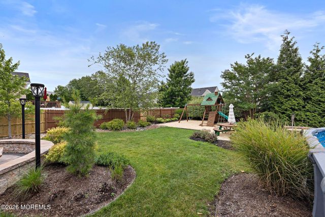 6 Bobstay Road, Barnegat, NJ 08005