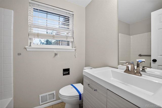 22471 E Princeton Drive, Aurora, CO 80018