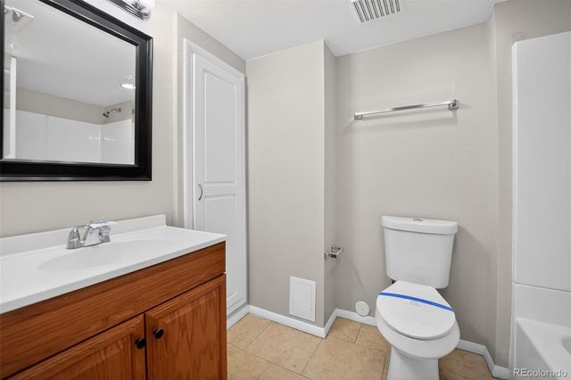 22471 E Princeton Drive, Aurora, CO 80018