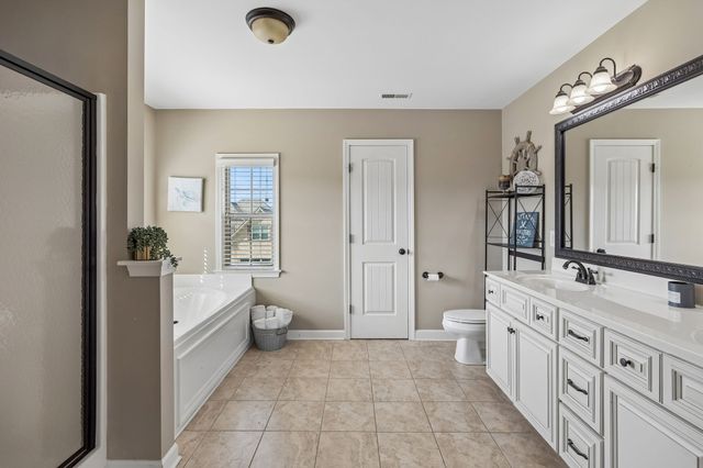 2004 Rudder Ct, Spring Hill, TN 37174