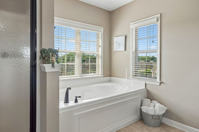 2004 Rudder Ct, Spring Hill, TN 37174
